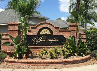 2615 Kekuanoni St, Honolulu, HI 96813