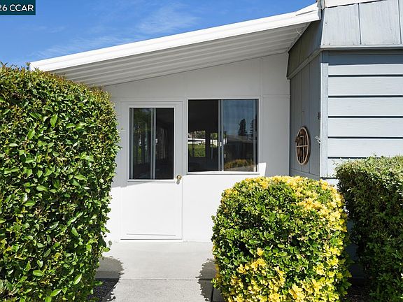 3rd image of 1035 Peralta Rd #16