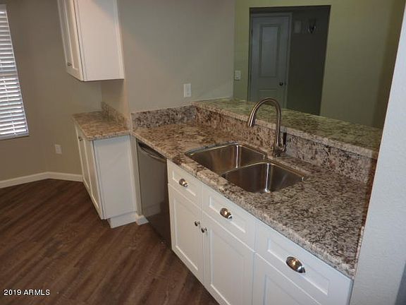 5th image of 10831 S Shoshoni Dr