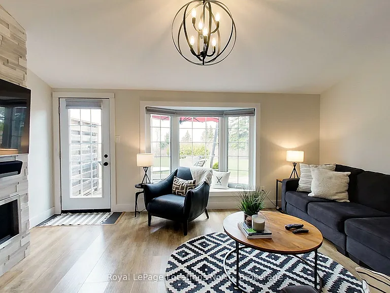 139 Lakeshore Rd E #6 — Photo 17