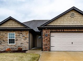 5910 Eagle Lake Dr, Ashland, MO 65010