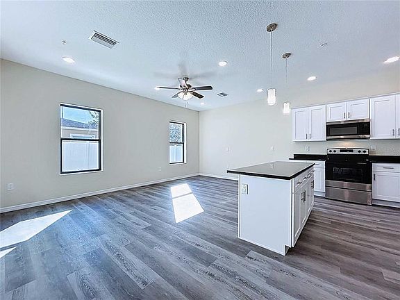 5th image of 4368 CAMBIO GARDENS COURT
