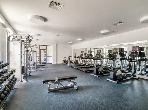 310 Clarkson Avenue image 10 of 16