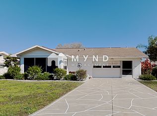 1807 El Rancho Dr, Sun City Center, FL 33573