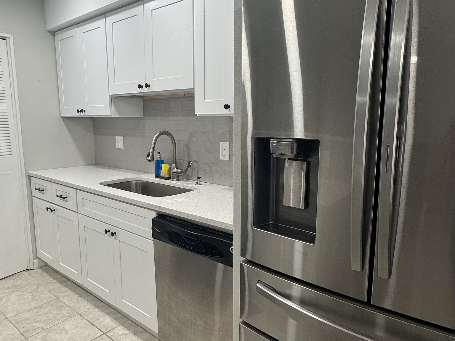 1235 S Highland Ave — Photo 2