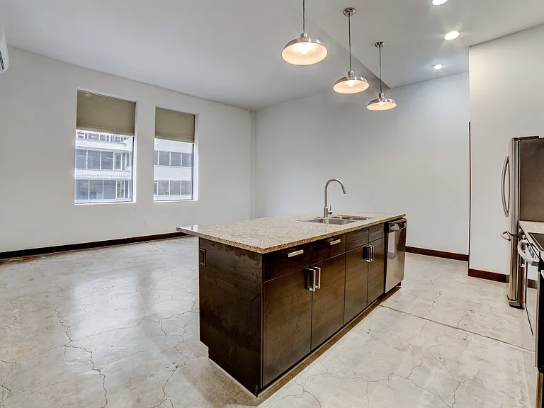 Vandever Lofts — Photo 38