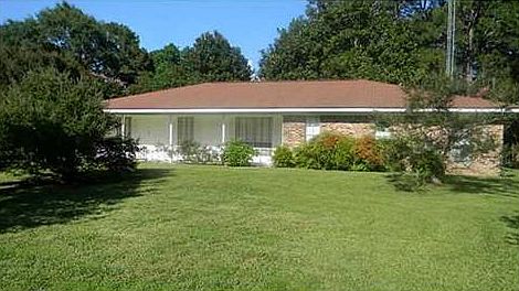 1st image of 112 Saint Andrews Dr