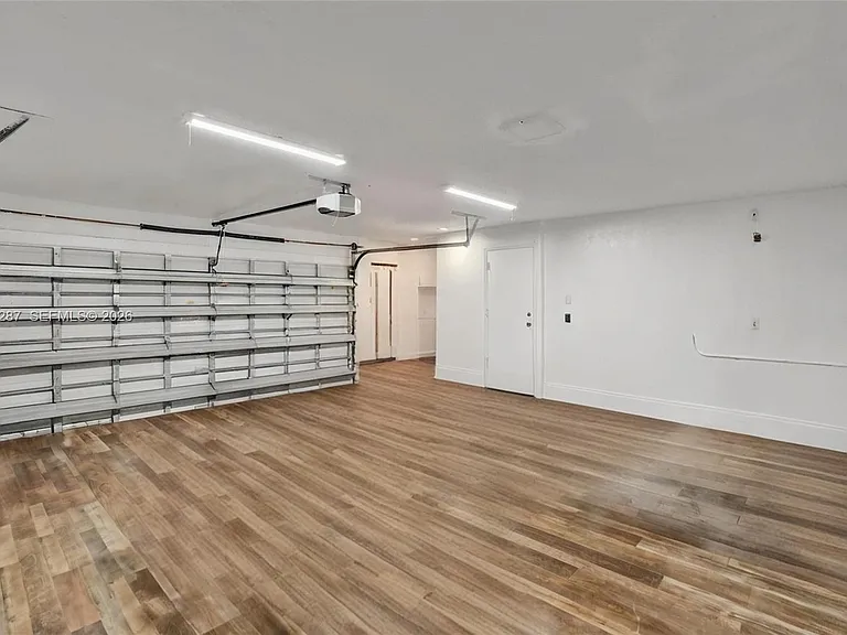 740 Cypress Pointe Dr E — Photo 31