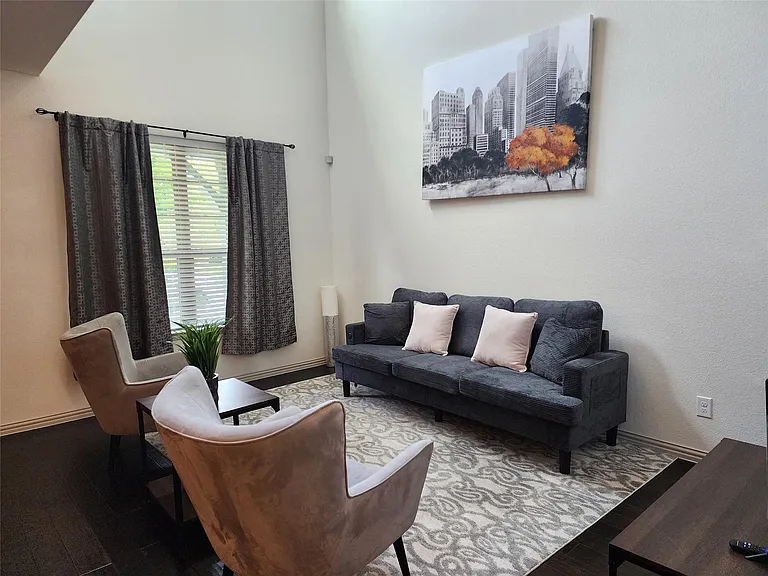 4126 Cascade Sky Dr — Photo 3