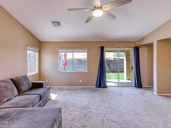 3rd image of 1906 N 103rd Drive