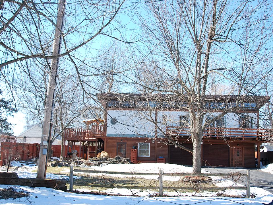 2nd image of 170 Seneca Pl