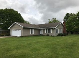 1971 Fleming St, Watseka, IL 60970