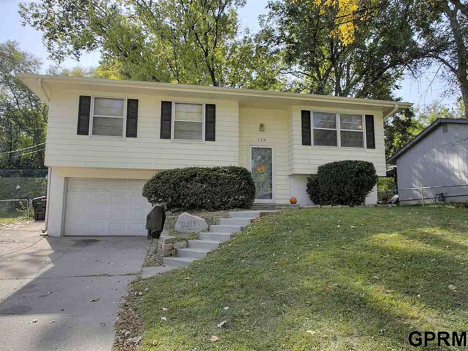 1st image of 136 Debra Ave
