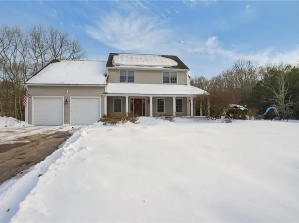 142 Sand Plains Trl, South Kingstown, RI 02879