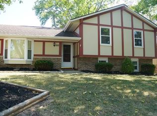 180 Pinecone Ln, Springboro, OH 45066