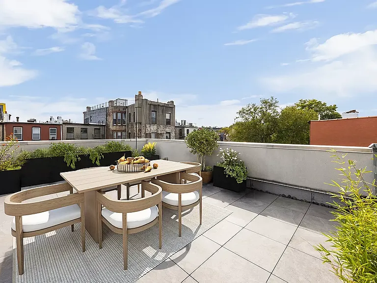 664 Jefferson Ave #3A — Photo 12