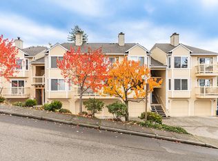 410 Pine St APT 2, Edmonds, WA 98020