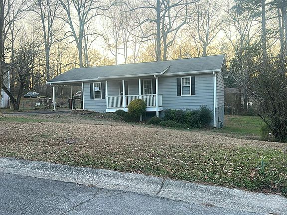 2nd image of 285 Amanda Ct