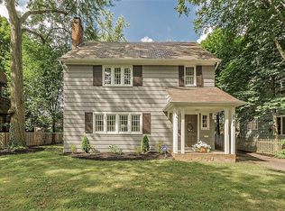 3164 Chadbourne Rd, Shaker Heights, OH 44120