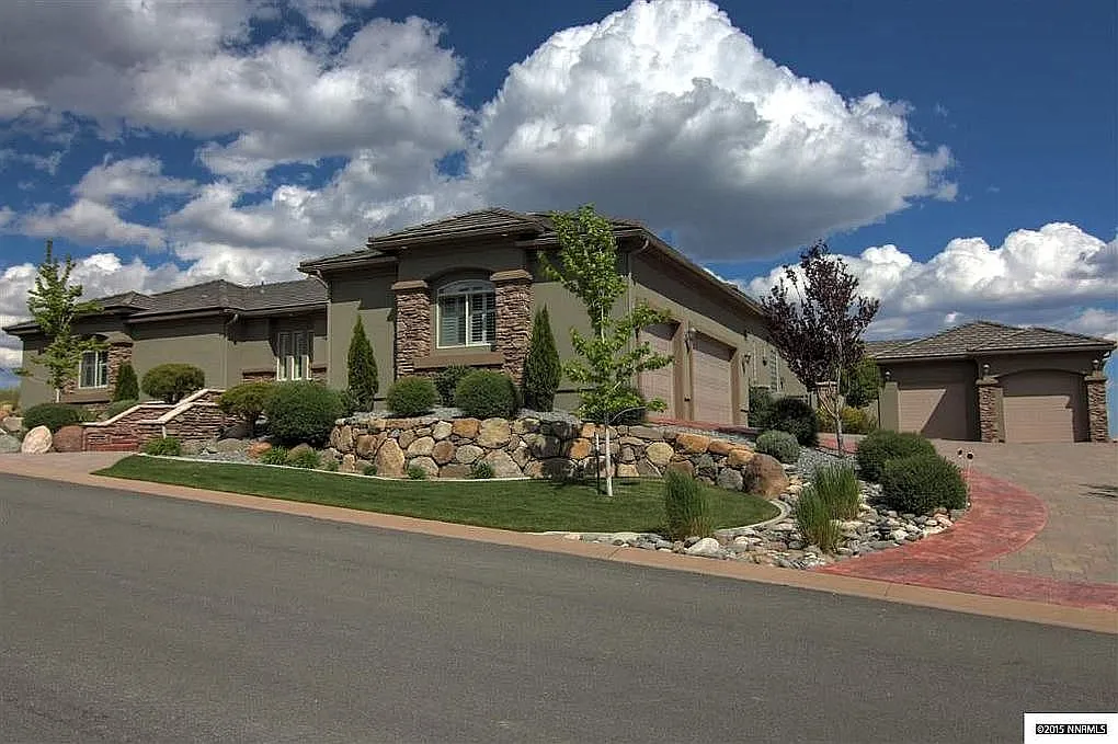 8680 Eagle Chase Trl photo 1