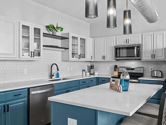 2nd image of 1014 5th Ave #3B-3Ba