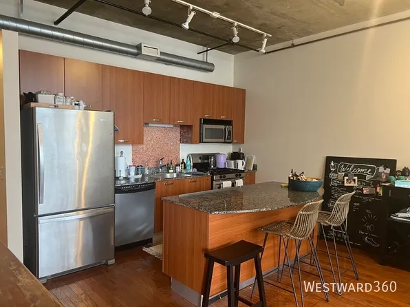 111 S Morgan St APT 402, Chicago, IL 60607