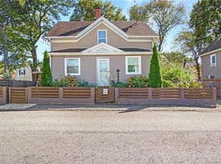 16 Grover St, North Providence, RI 02911