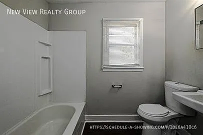 1900 Lasalle St #2 — Photo 11