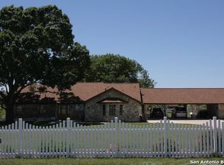 4402 Haeckerville Rd, Cibolo, TX 78108