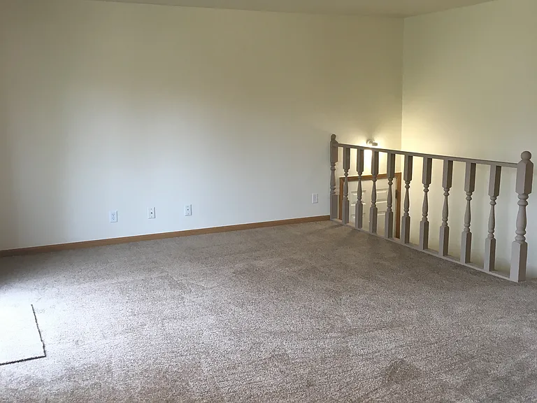 1928 Redwood Dr #1 — Photo 7