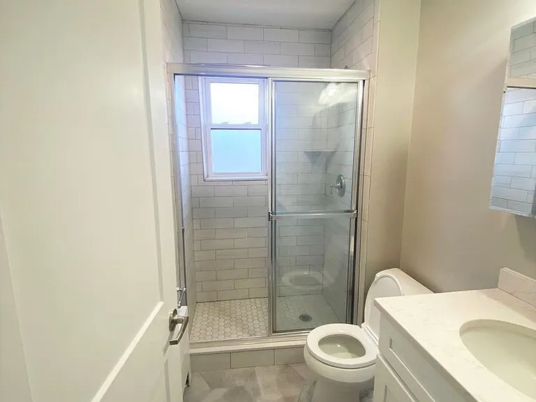 Riverside Estates Apartment Homes — Photo 25
