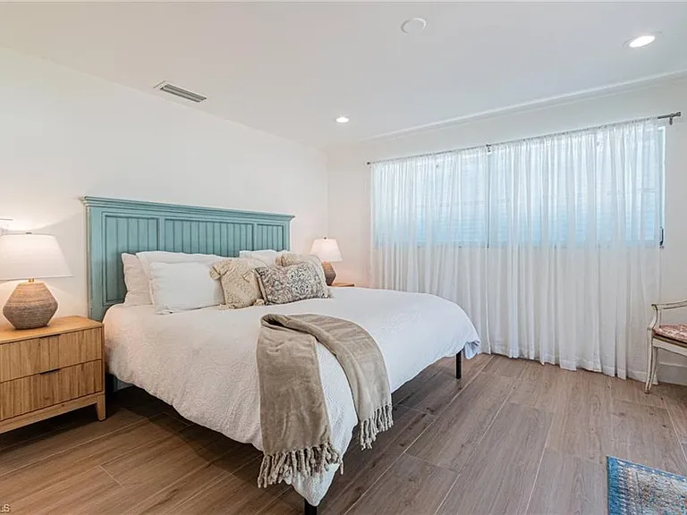 1530 Mandarin Rd — Photo 23