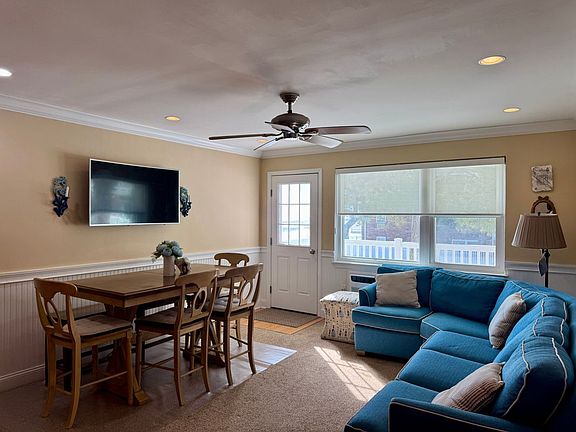 4th image of 9300 Atlantic Ave APT 204