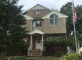 147 W Prospect St, Waldwick, NJ 07463