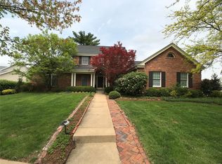 891 Burgundy Ln, Ballwin, MO