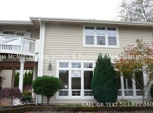 3979 NE West Devils Lake Rd STE C, Lincoln City, OR 97367