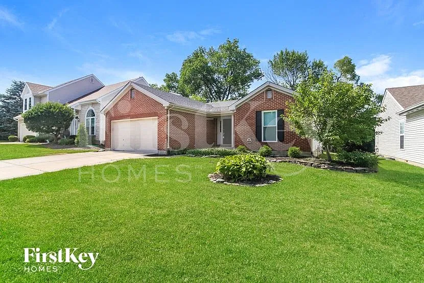 3 bed, 3.0 bath, 1392 sqft, $2,760 — Photo 2