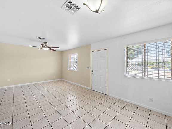 3rd image of 1946 E JONES Avenue