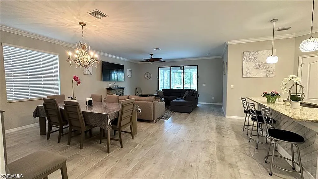 4 bed, 3.0 bath, 2032 sqft, $7,500 — Photo 4