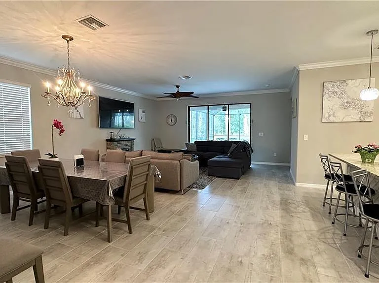 19347 Elston Way — Photo 4