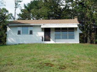 5 Firehouse Rd, Landingville, PA 17972