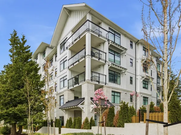 3317 148th St #408, Surrey, BC V4P 1A7