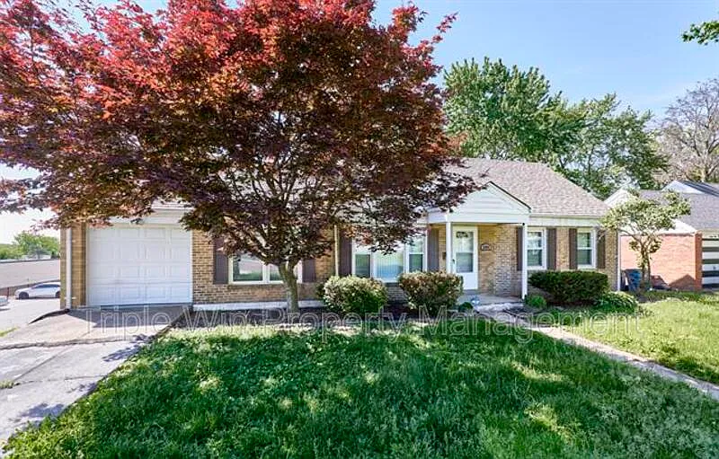 Building Photo - 8904 Cozens Ave