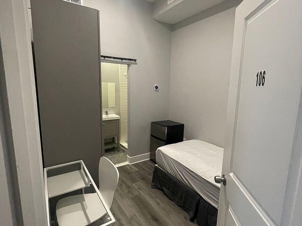2nd image of 3301 16th St NW #106