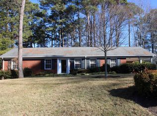 1108 Glendale Dr, Raleigh, NC 27612