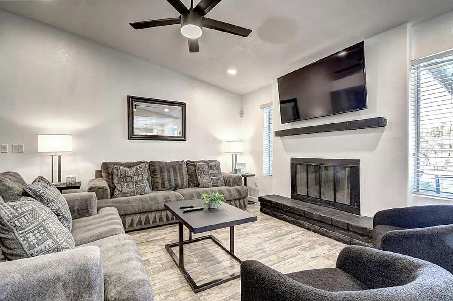 6 bed, 3.0 bath, $16,009 — Photo 1