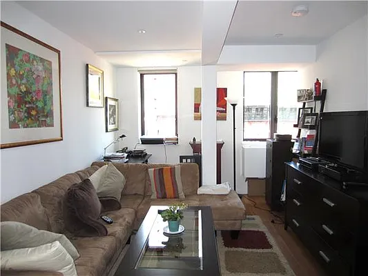 Rented by Mirador Real Estate | media 41