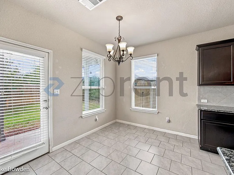 2122 Flintshire Dr #1 — Photo 11