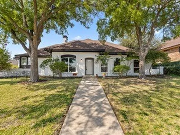 3005 Club Hill Dr, Garland, TX 75043