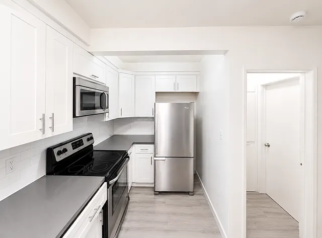 21111 Wood Ave #A — Photo 15